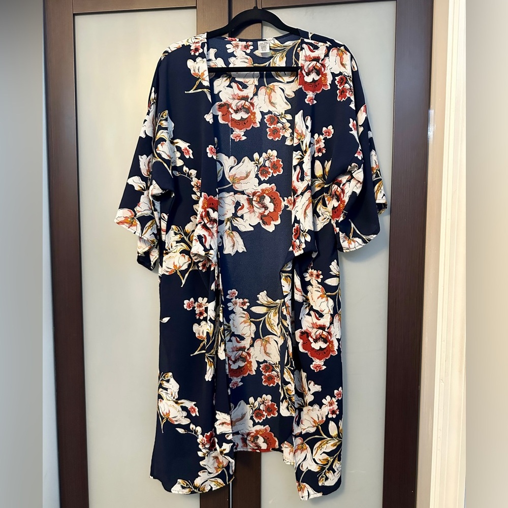 OS Floral Duster - Picture 2 of 5